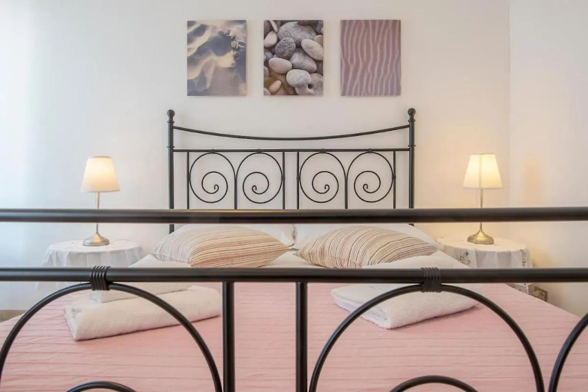 Apartment Romeathome146 - Monti Italy