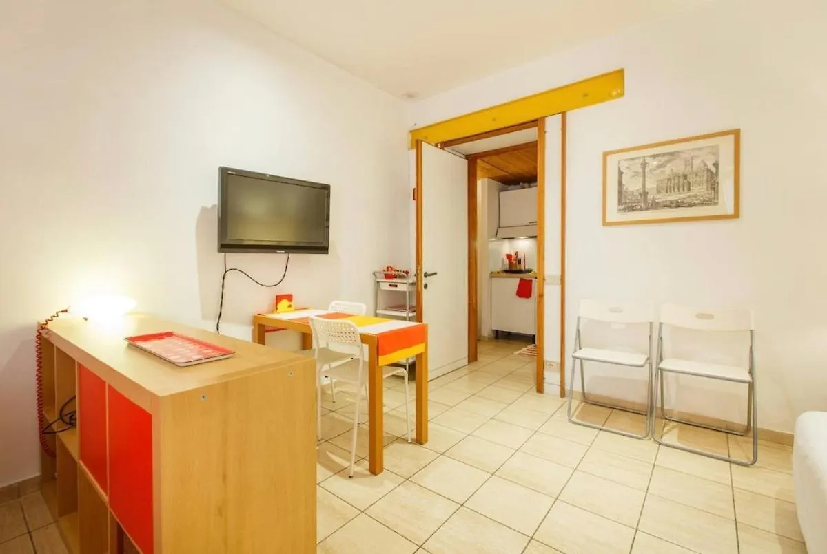 Romeathome146 - Monti Apartment Rome