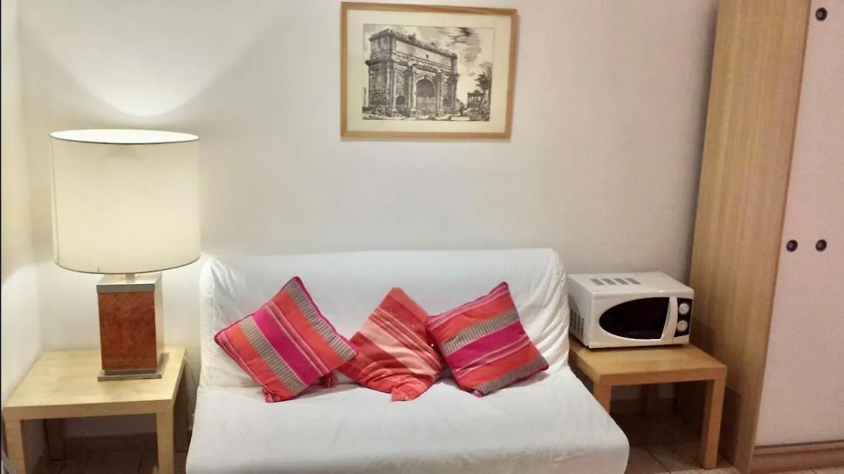 Romeathome146 - Monti